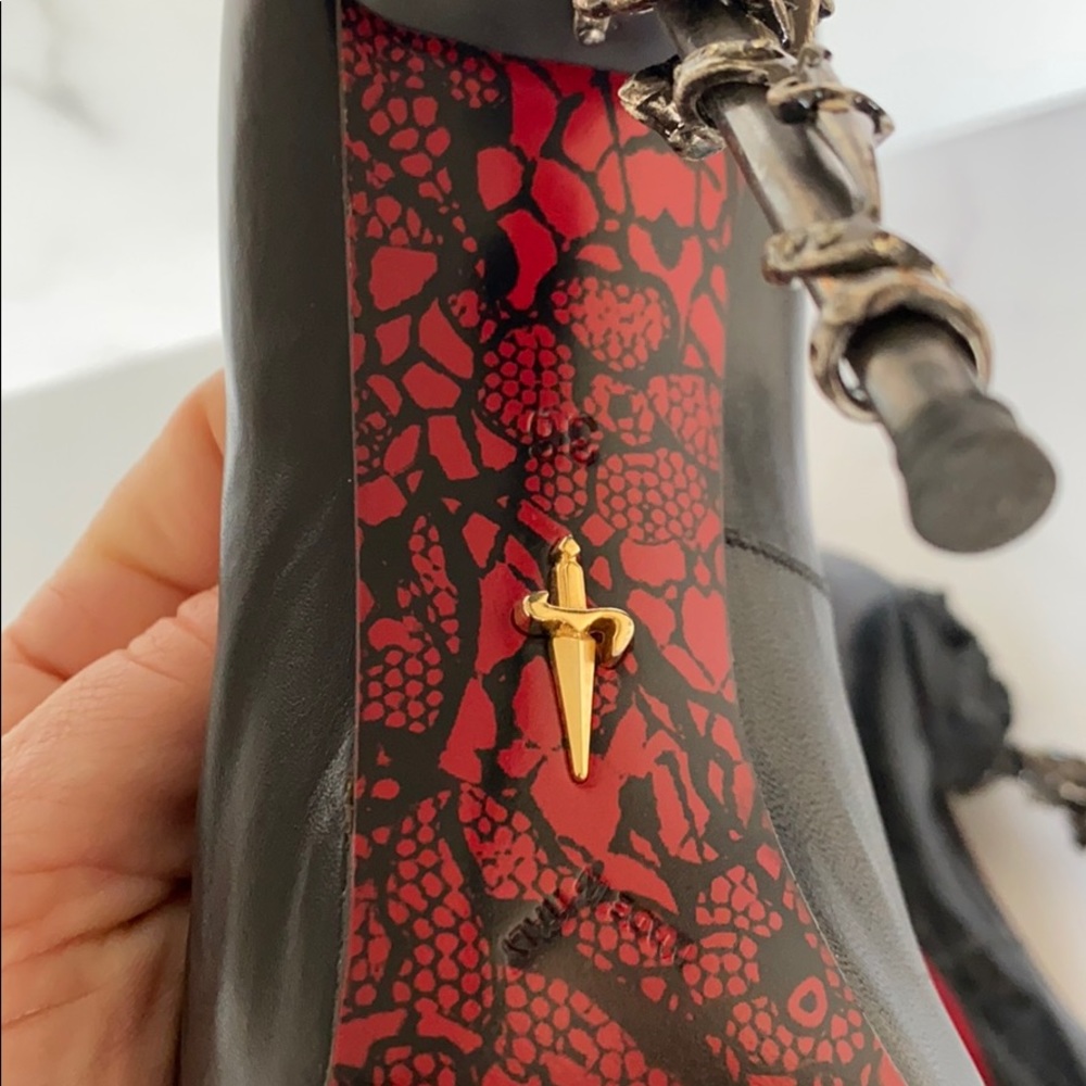 Cesare Paciotti PeepToe Pumps - Picture 7 of 8
